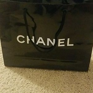 CHANEL gift bag